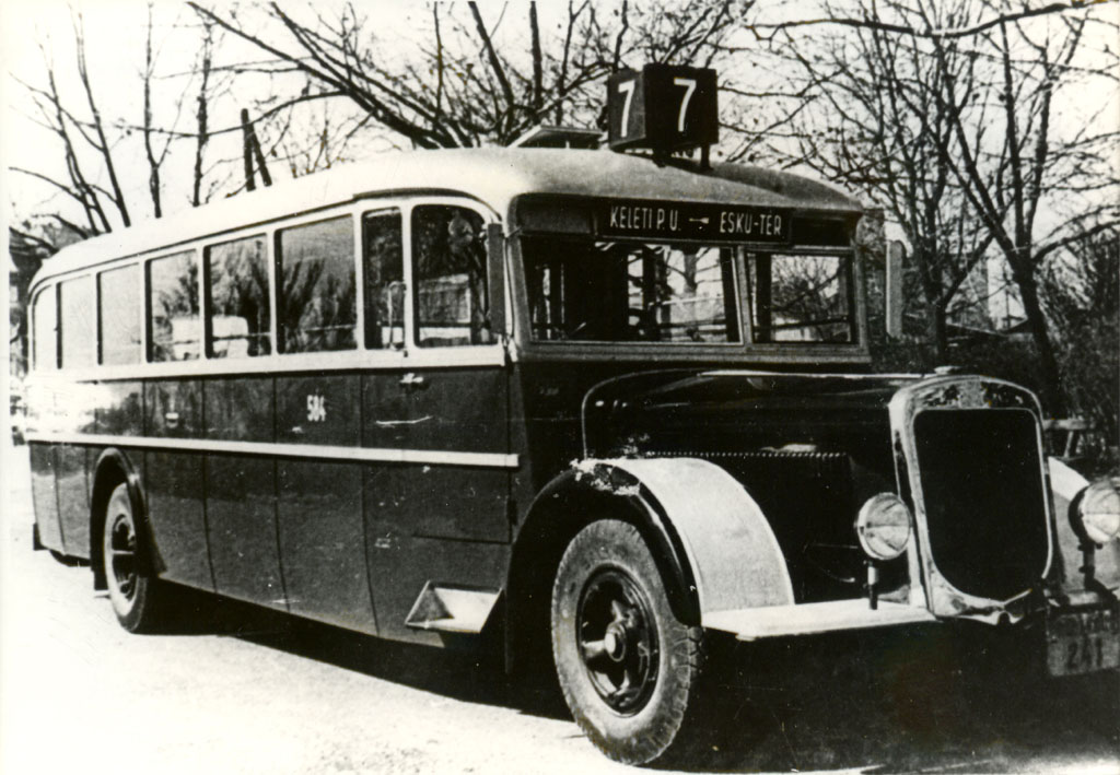 Az első hazai fémkarosszériás autóbusz már az új cég műhelyében készült