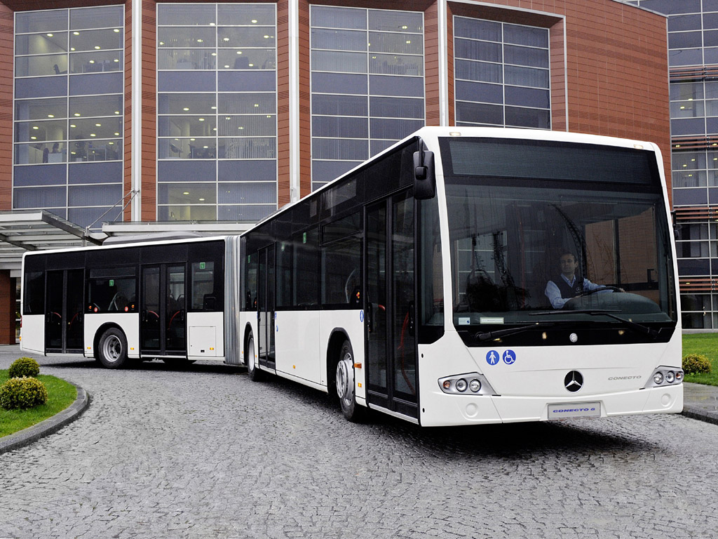 Mercedes-Benz Conecto G<br>(fotó: Daimler Buses)