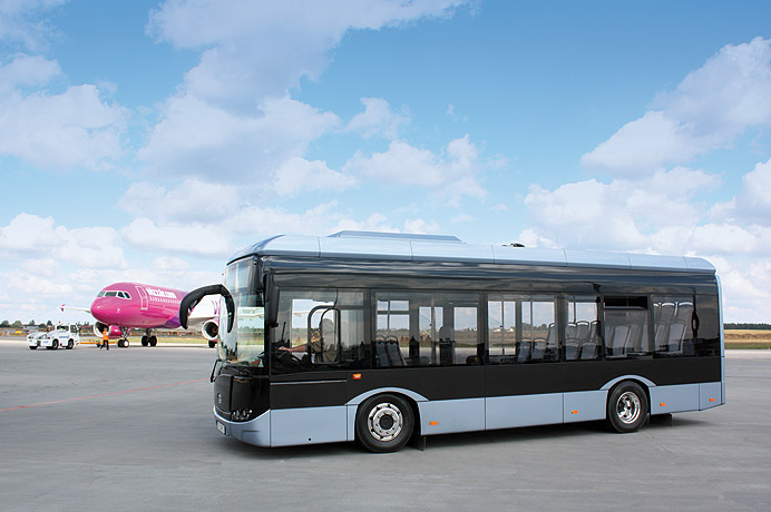 A tavalyi év egyik újdonsága az elektromos midibusz volt<br>(fotó: Solaris)