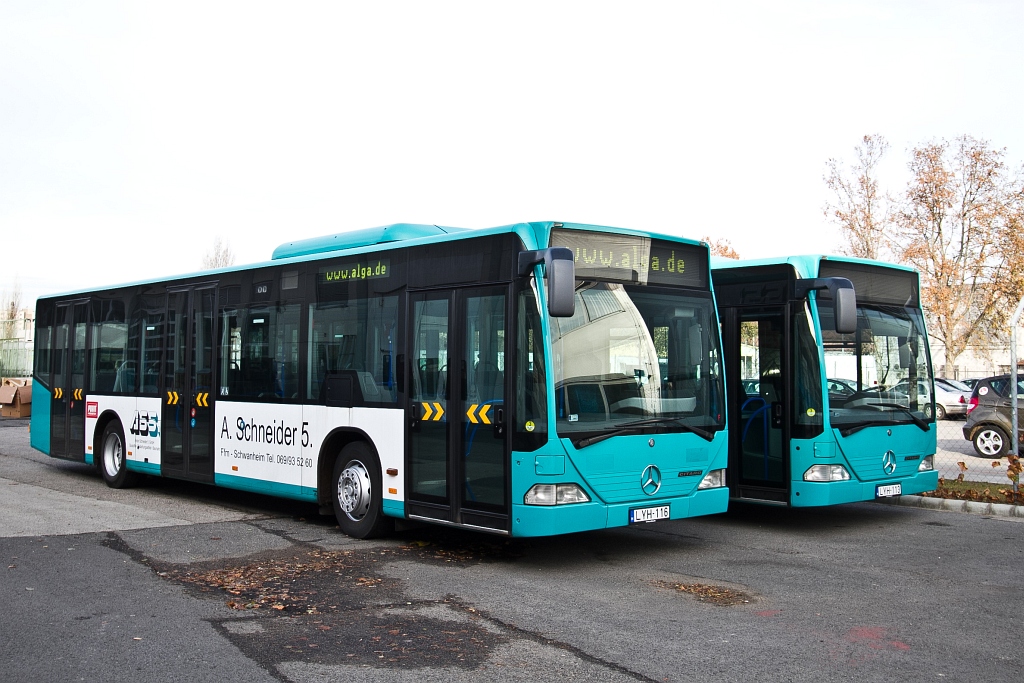 A BKV új buszai, frankfurti köntösben. A képre kattintva galéria nyílik meg!<br>(fotók: Vörös Attila)