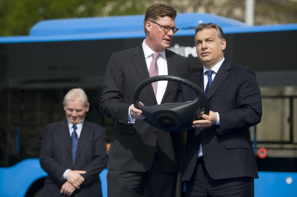 Orbán azt szeretné, ha továbbra is Tarlósnál lenne a kormány (fotó: MTI/Koszticsák Szilárd)