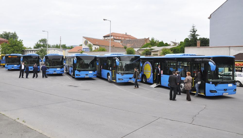 Pécs új buszai a Főpályaudvaron<br/>A képre kattintva galéria nyílik!<br/>(fotók: Kravtex)