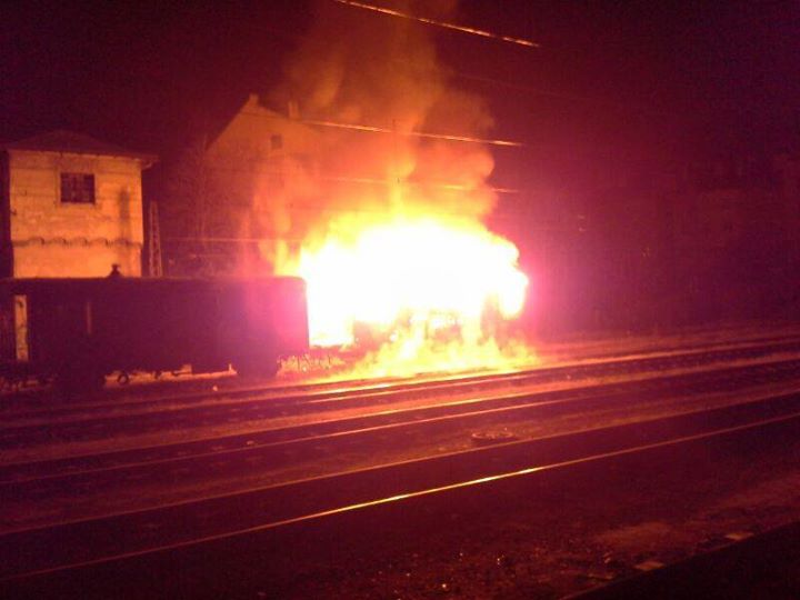 A reggeli tűz Praha-Vršovice állomáson<br>(fotó: České dráhy - Facebook)