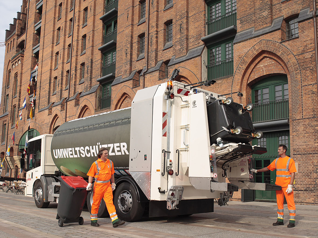 Allison váltóval felszerelt Mercedes-Benz hulladékgyűjtő Hamburgban<br>(forrás: Allison Transmission)