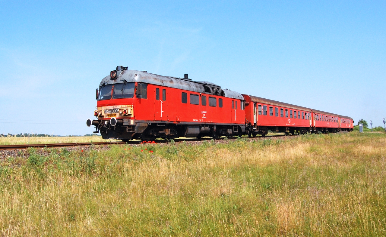 Az Alföld síkjain haladna Debrecentől Nagyváradig a déli vasútvonal eleje