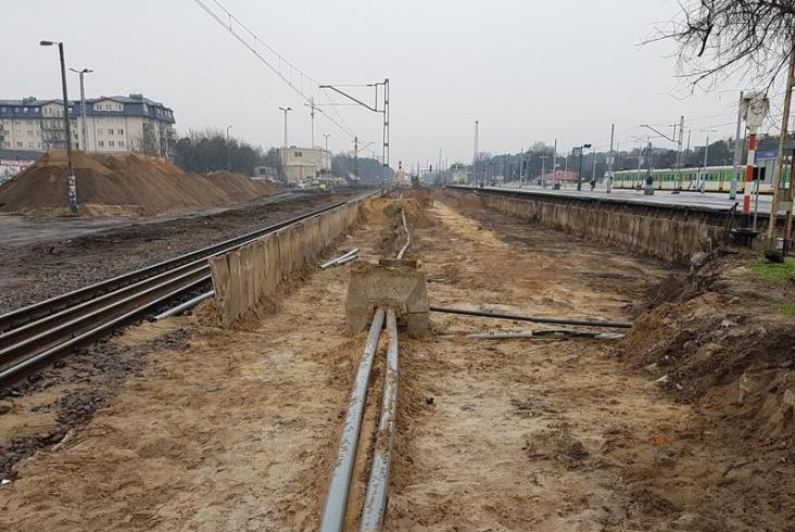 Otwock állomása, átépítés közben (forrás: rynek-kolejowy.pl)