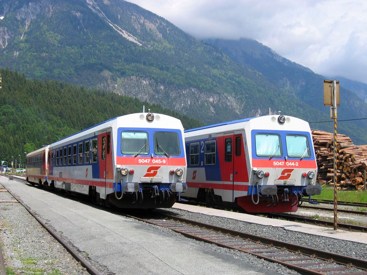 Az ÖBB Jenbachereinek napjai fogyatkoznak: a vasúttársaság kiírta a tendert utódaik beszerzésére (fotó: wikipédia)
