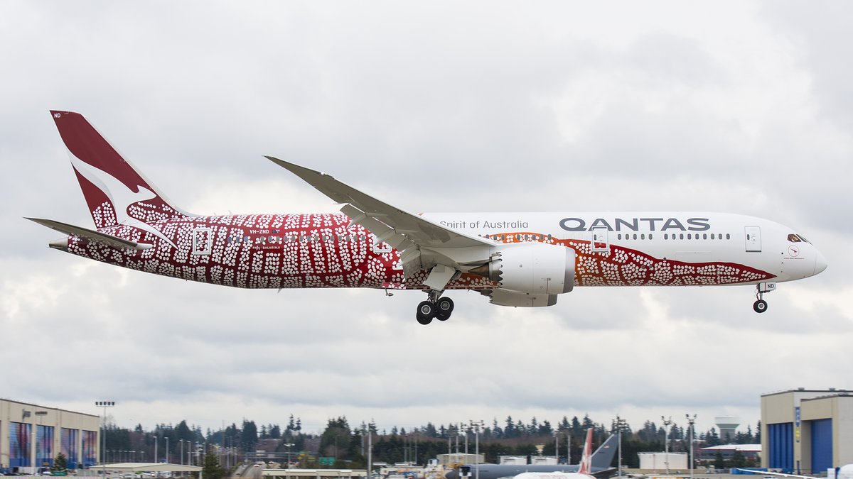 A VH-ZND felszállás közben (fotók: Qantas, Boeing, Australian Business Traveller)