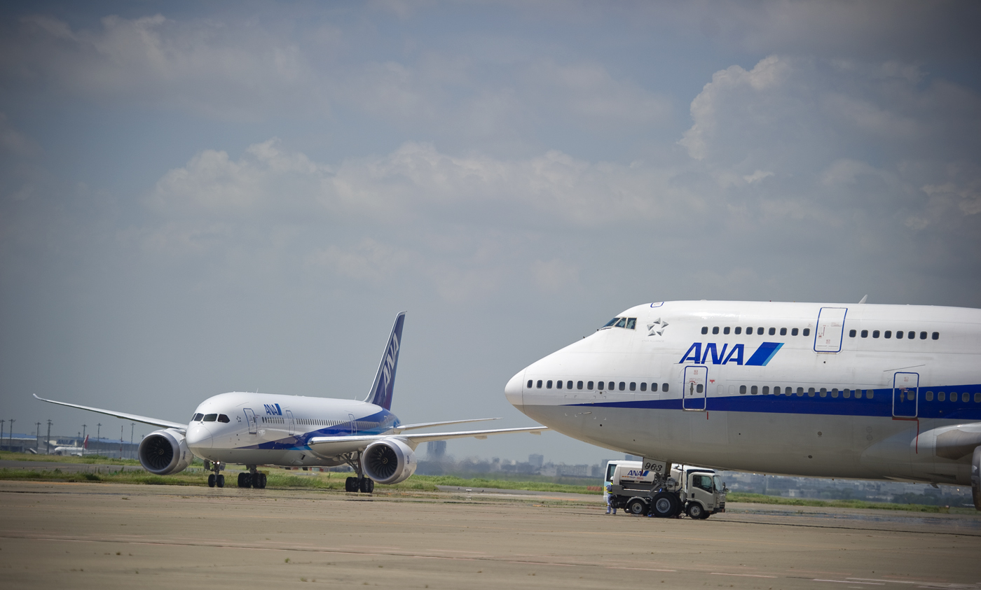 Hamarosan midennapos lesz a két Boeing-típus találkozása Japán repülőterein <br>(fotó: aviationnews.eu)