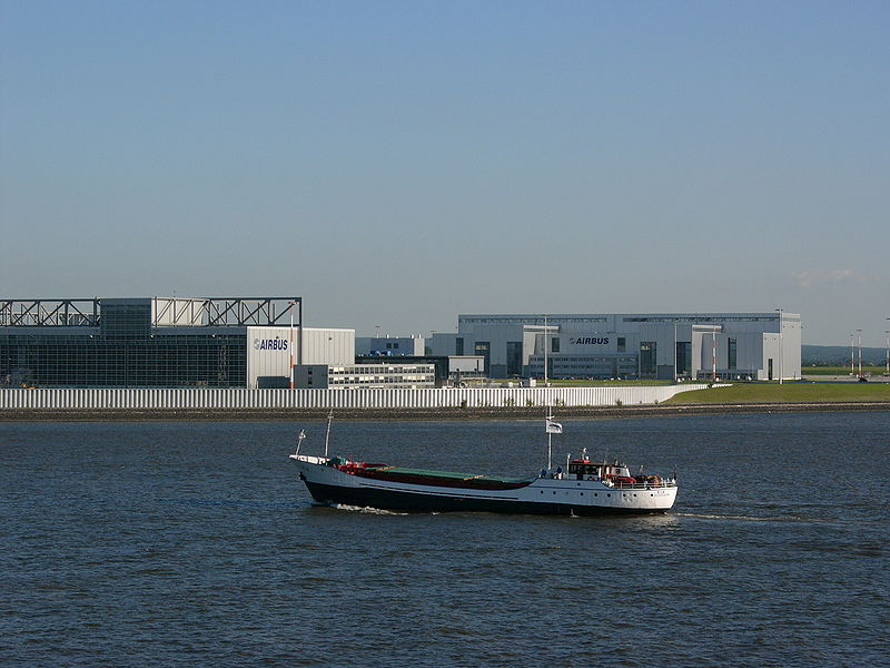 Airbus-gyár az Elba partján