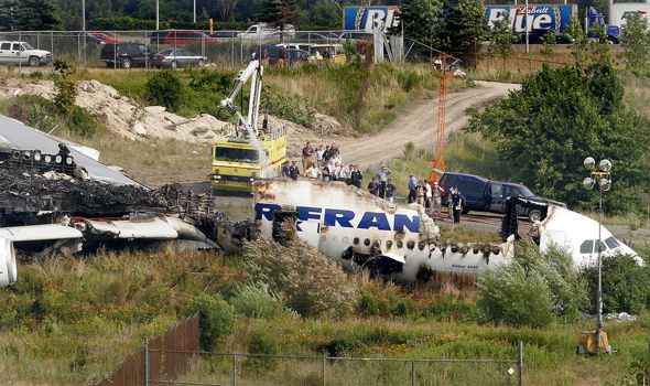 A gép elpusztult, de mindenki kimenekült: Air France 2005, Toronto