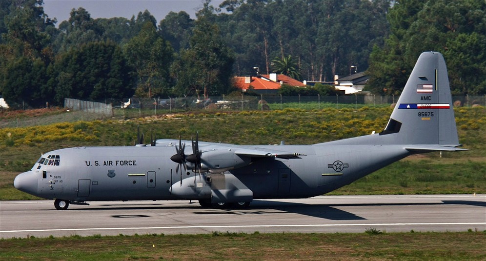 Valóban a 100. C-130J az USAF színeiben? <br>(fotó: aviacaoportugal.net)