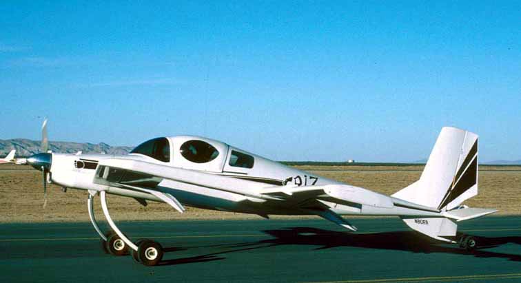 A Grizzly egy tandemszárnyas STOL repülőgép 180 lóerős Lycoming motorral