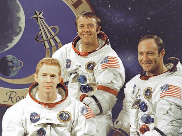 Az Apolló 14 személyzete: Roosa, Shepard és jobboldalt Mitchell 