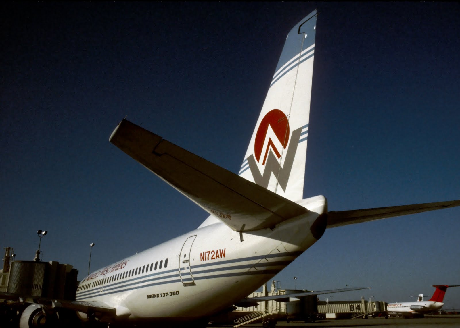 Már csak emlék az America West, amely az US Airwaysszel olvadt össze <br>(fotó: ggpht.com)
