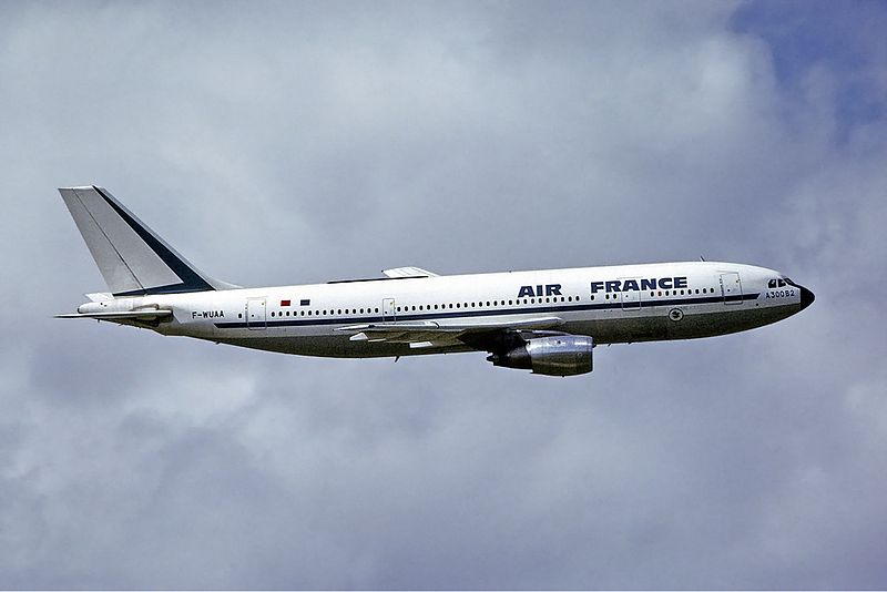 Az őspéldány, az Air France A300B2-ese 1974-ben