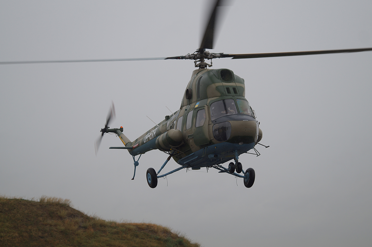 Érkezik a felújított helikopter. A képre kattintva galéria nyíilk (Pénzes Sándor felvételei)