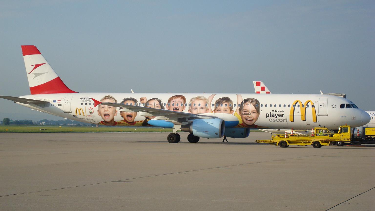 Ma már több a mosoly a német tulajdonú Austrian Airlines háza táján <br>(fotó: wikimedia.org)