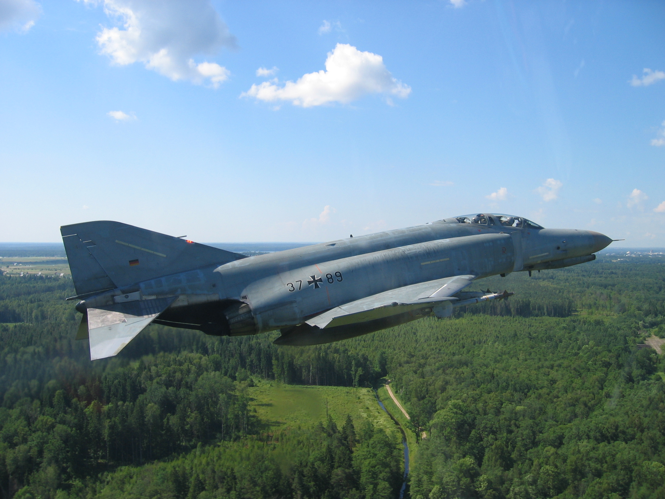 Egy napsugaras emlék 2005-ből, az első F-4F kontingensből <br>(fotó: nato.int)