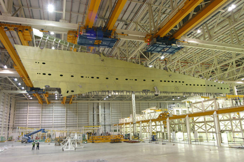A380-as szárny a walesi gyártótelepen<br>(fotó: Airbus)