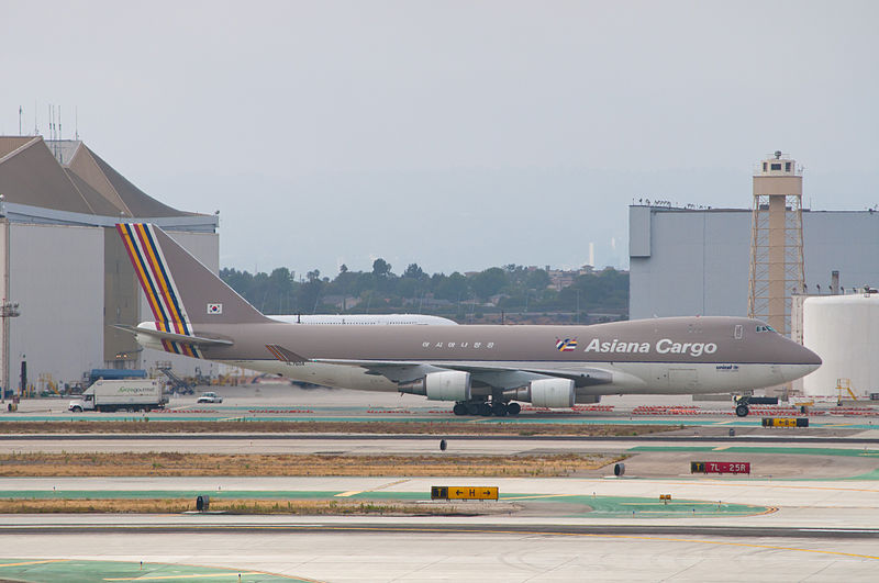 Az Asiana 747-ese nem sokkal a katasztrófa előtt <br>(fotó: wikimedia)