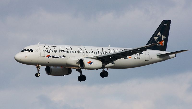 A Spanair A320-asa... <br>(fotók: wikimedia)