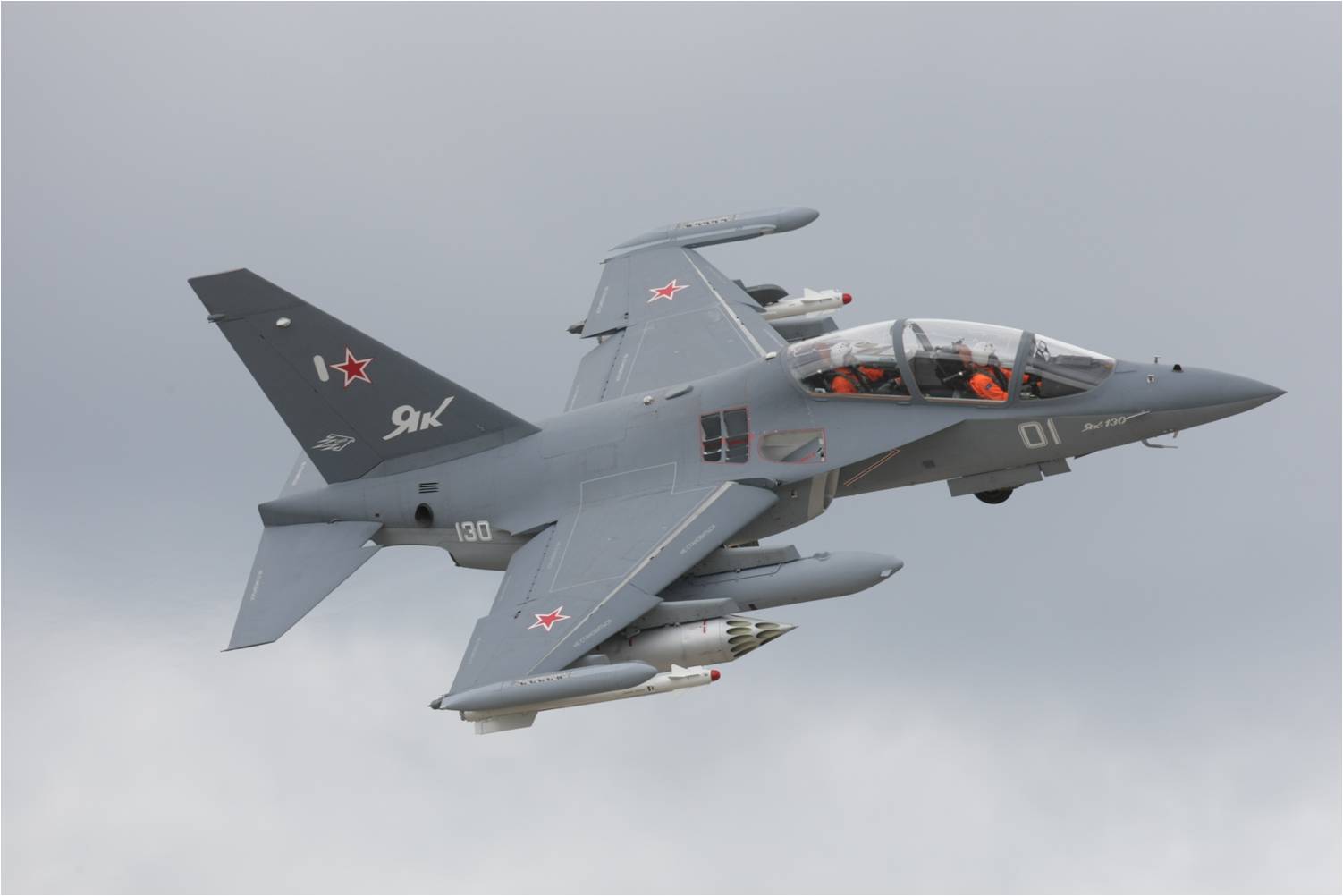 Apró, de harcias a Jak–130-as <br>(fotó: defesaglobal.wordpress.com)