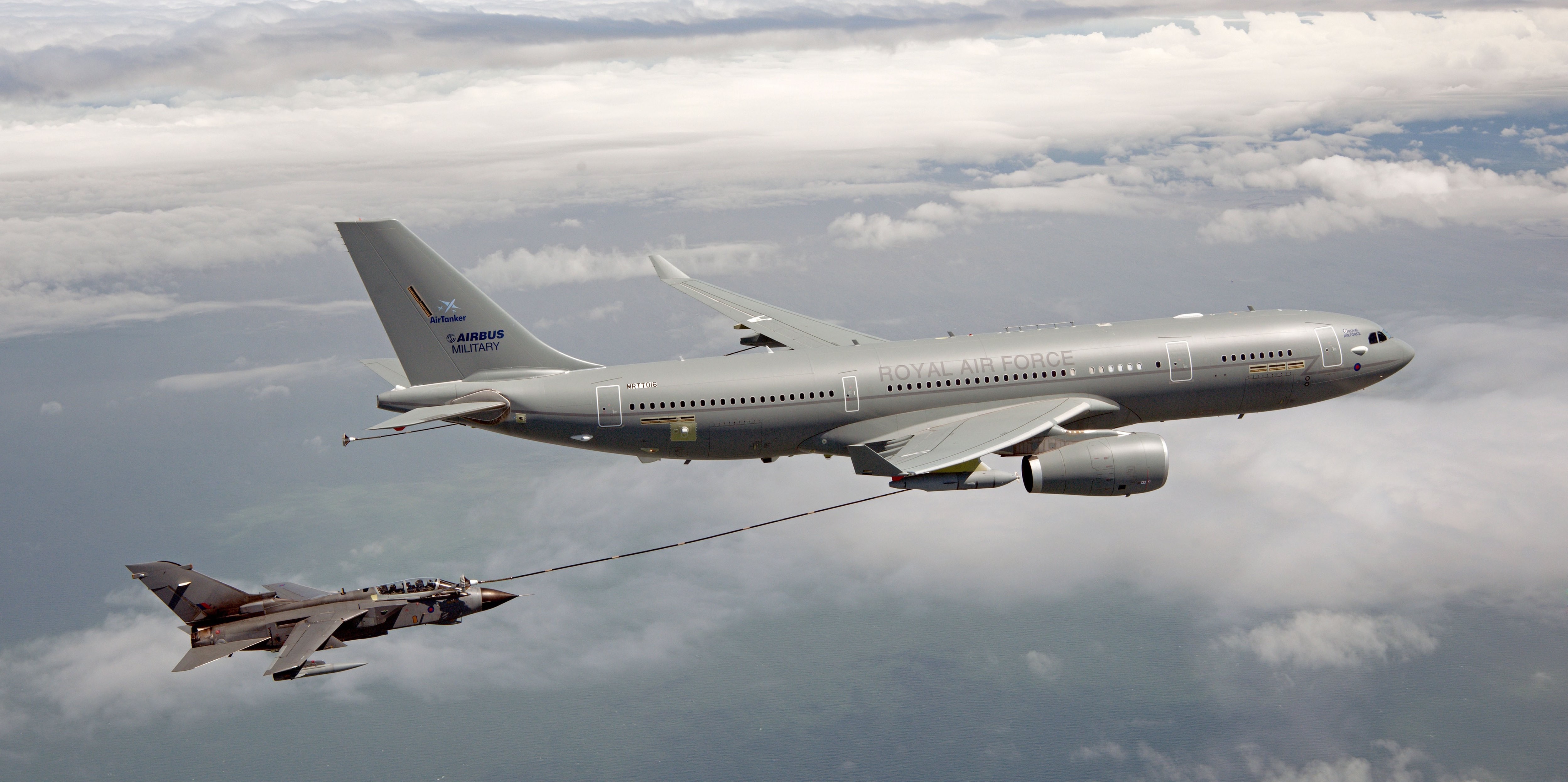 A Tornadóval is meggyűlt a baja a Voyager-nek <br>(fotó: Airbus Military)