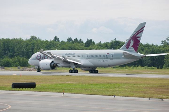 A Boeing fotói a Qatar 787-esének első felszállásáról