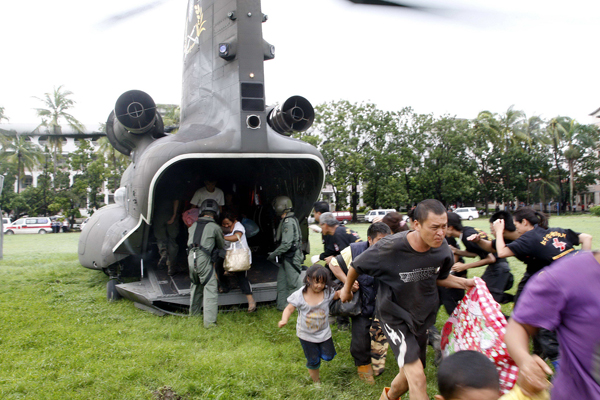Sokszor használják humanitárius akcióban: tájfun-túlélők mentése Tajvanon