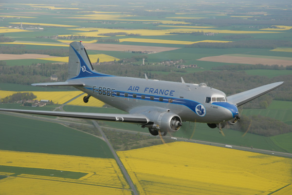 Francia DC-3-as a levegőben...