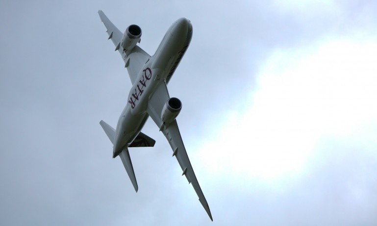Látványos és a Boeing részéről szokatlan légibemutató Farnborough-ban – de hová tűnt azóta ez a készenek látszó 787-es?