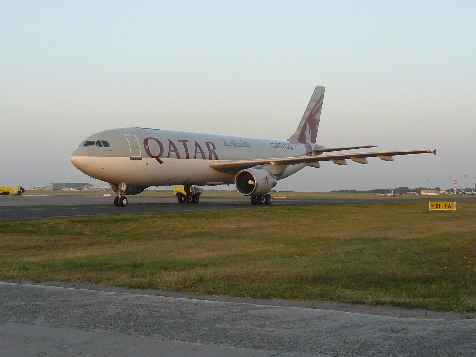 Qatar cargo-310-es Ferihegyen: kevés légitársaság engedheti meg magának a külön teherszállító flottát