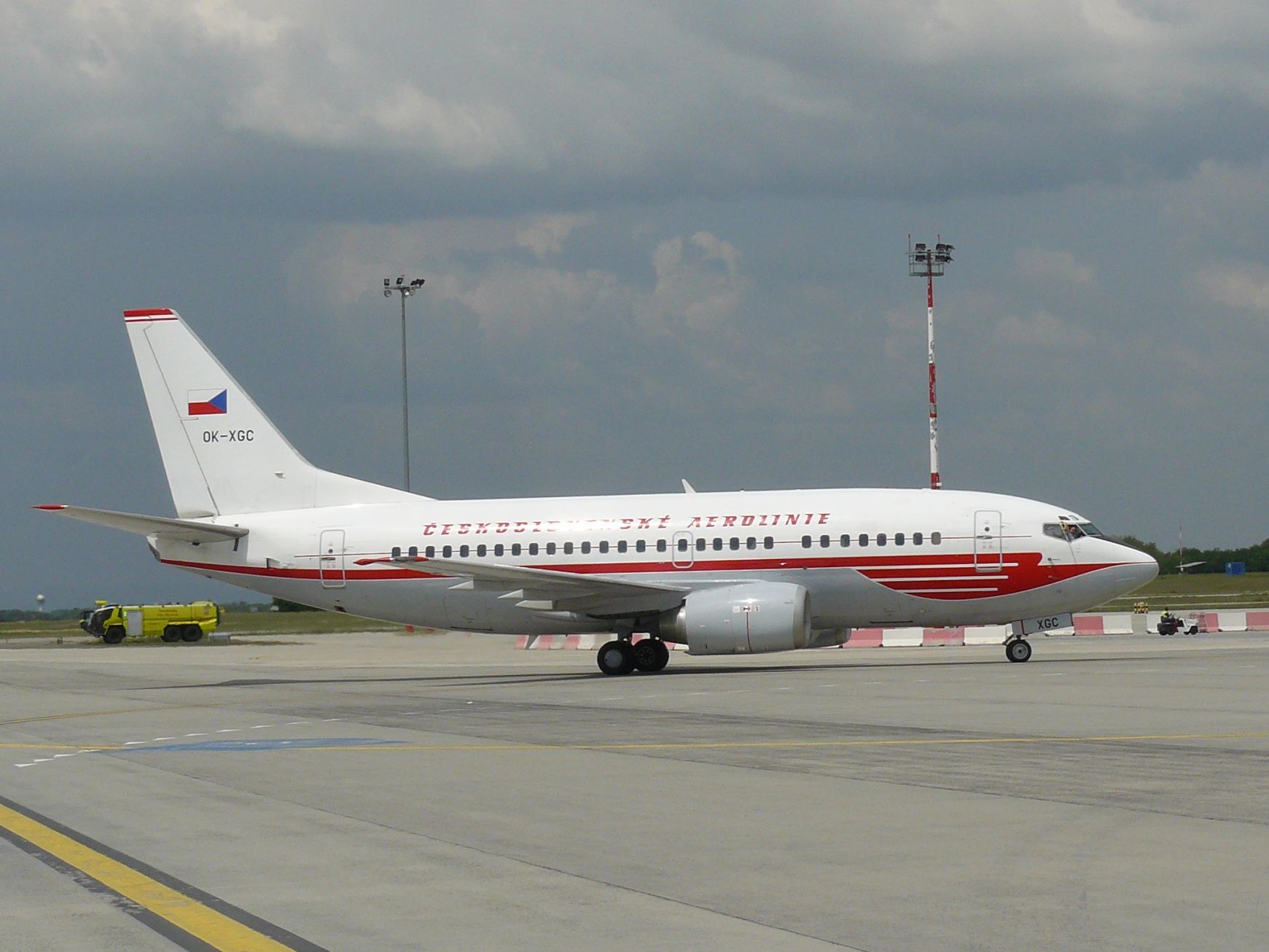 Az egyik retro-festésű CSA 737-500-as Ferihegyen: ezt is kivonják a szolgálatból 