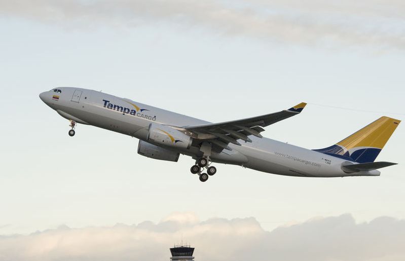 ...és az Airbus A330-as cargo-változata, amely kidudorodó orrfutóaknájáról is megismerhető