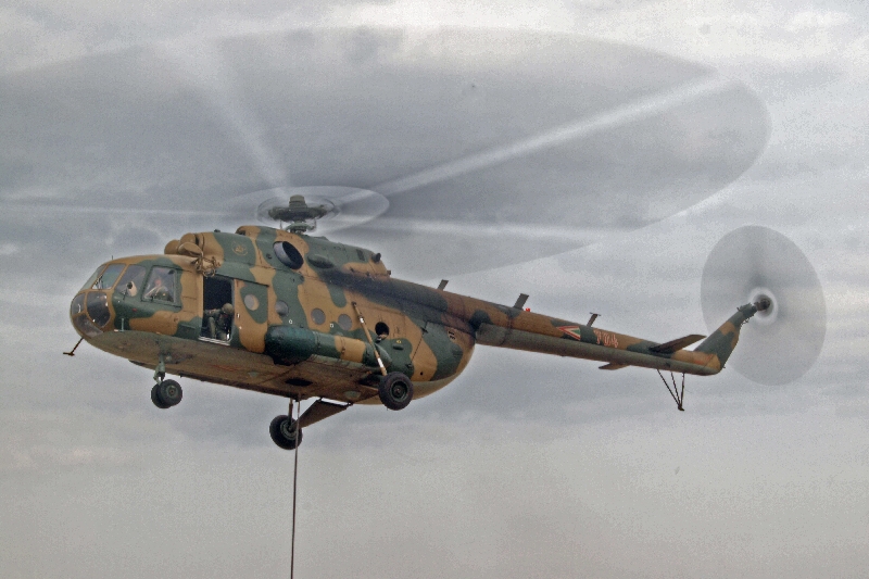Magyar katonai szállítóhelikopterek (Mi-8, Mi-17) egy korábbi hadgyakorlaton <br>(fotók: Kelecsényi István)