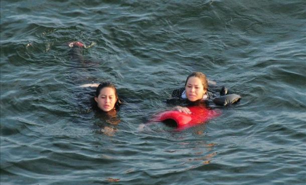 A perui baleset túlélői órákig hánykolódtak az óceánban...