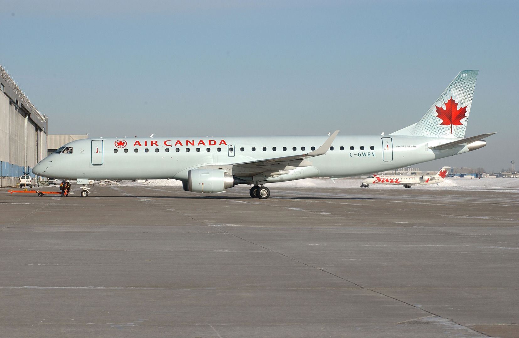 Az Air Canada egyik Embraer 190-ese