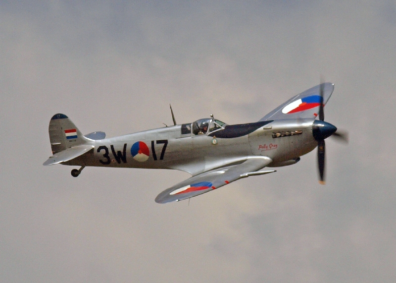 Klasszikus szépség: Spitfire a levegőben