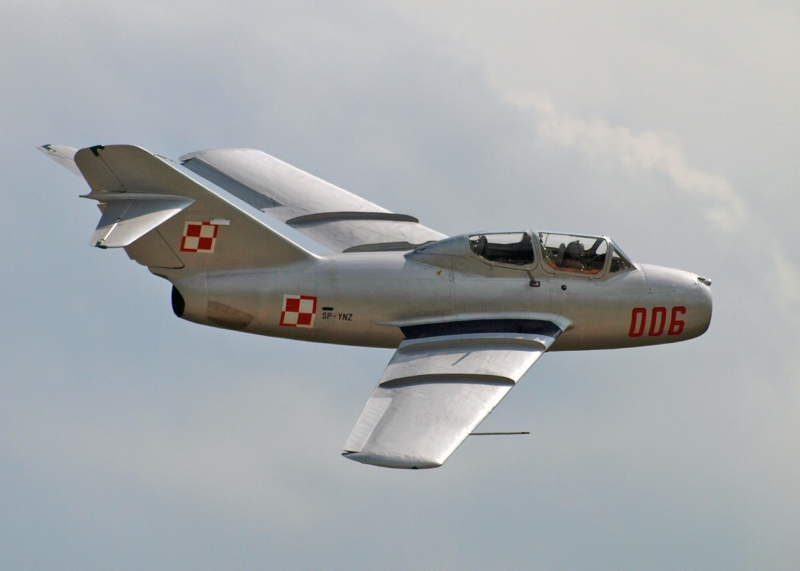 Az oldtimerek két ásza: a lengyel MiG-15-ös...