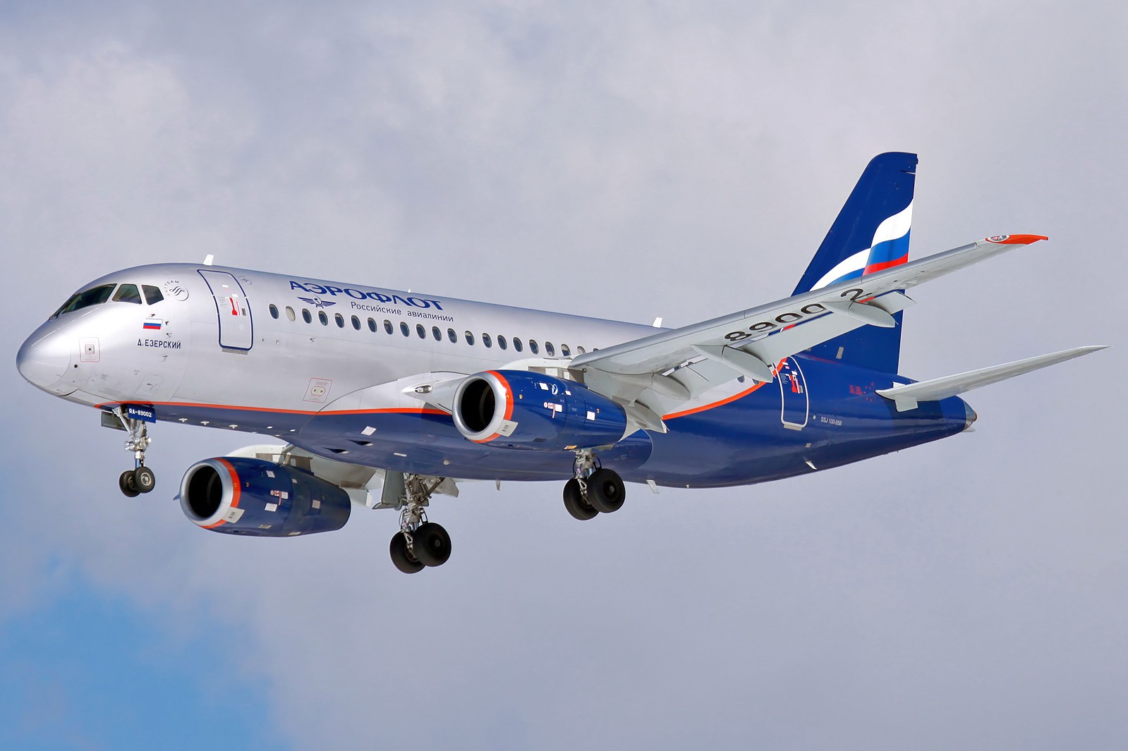 Finoman szólva sem volt túl elégedett a Superjetek első generációjával az Aeroflot. <bry(fotó: Wikipedia)