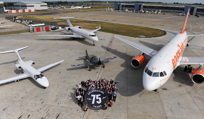 Így ünnepelték júliusban a repülőtér fennállásának 75. évfordulóját <br>(fotó: London-Luton.co)