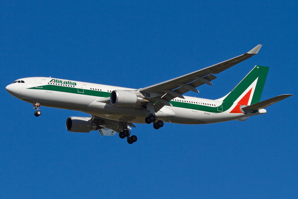 Az olasz nemzeti légitársaság maradjon olasz többségű – ebbe most belebukhat az Alitalia