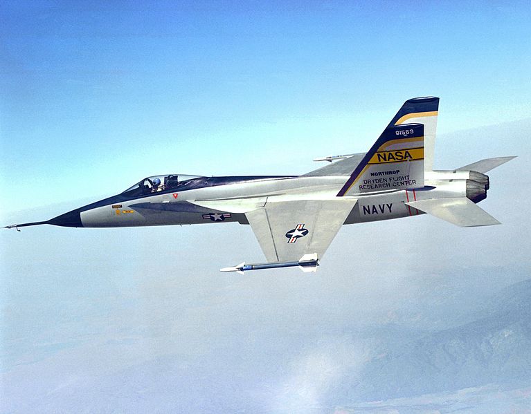 Az YF-18-as 1976-ban...