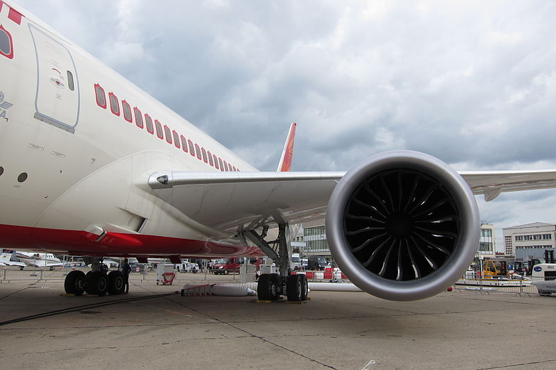 Egy GEnx hajtómű az Air India egyik 787-esén