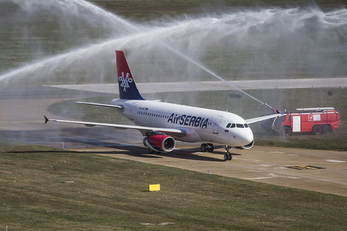 Így fogadták az Air Serbia első A319-esét Belgrádban