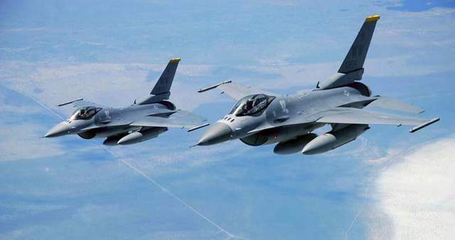 Lehet modernizálni az F-16-osokat, de Hostage szerint taktikailag akkor is elavulnának tíz év múlva