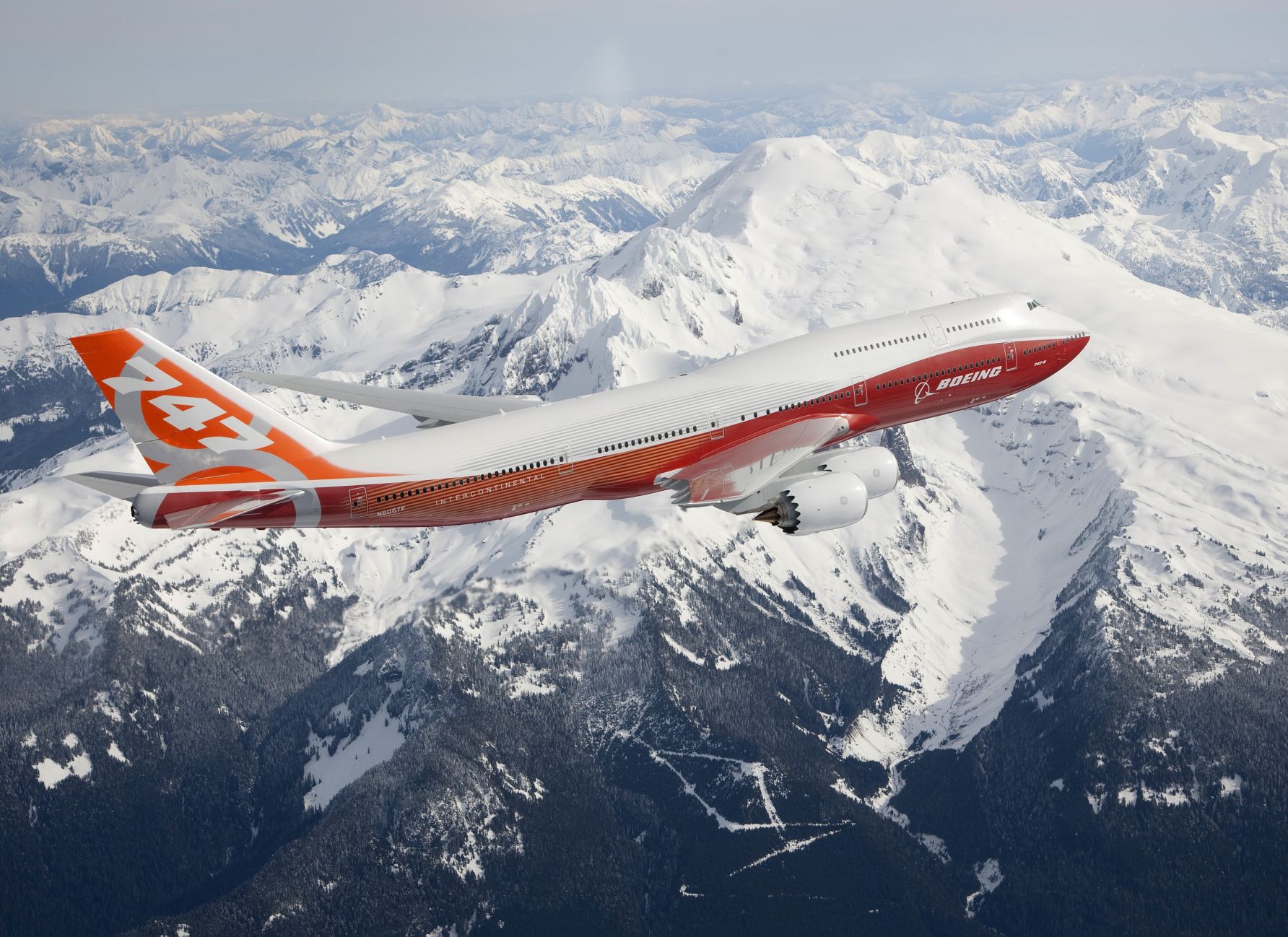 Az óriás kategóriában a Boeing csak két százalékos keresletet jelez, pedig a 787-8i prototípusát az ázsiaiak kedvéért festette narancsszínűre