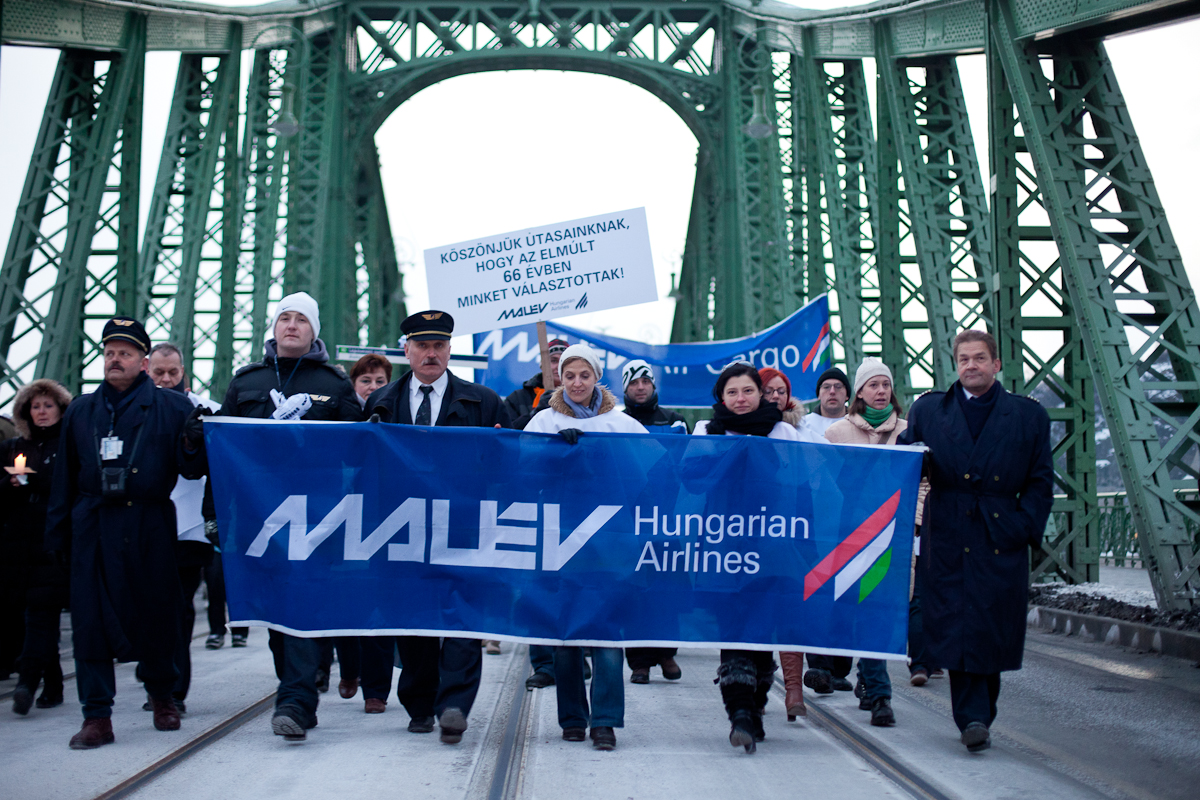 A 2012-es első nagy Malév-tüntetés<br>(fotók: Somogyi-Tóth Péter)