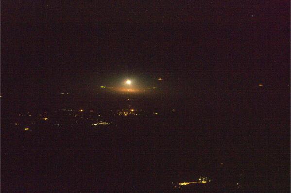 Egy különleges felvétel az ISS fedélzetéről: az űrállomásról is látható volt a rakéta emelkedése